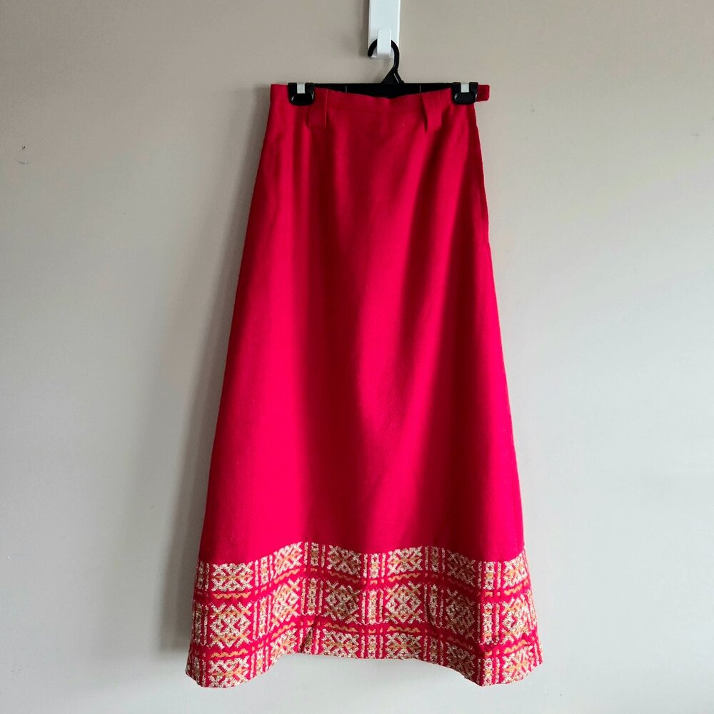 Vintage Arola 100% wool red high waisted maxi bohemian skirt. Made in Finland.